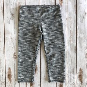 Alo Gray, White & Black Spaxe Dye Capri